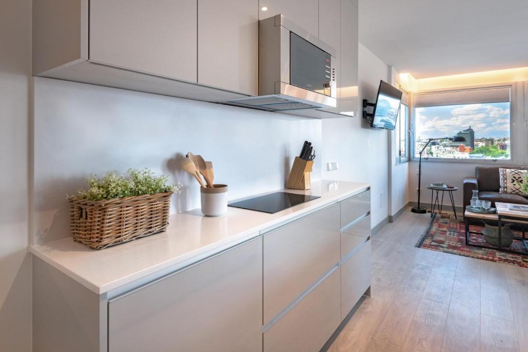 2 Bedrooms 1 Bathroom Furnished - Justicia - Incredible Views - Mintystay Madrid Exteriör bild